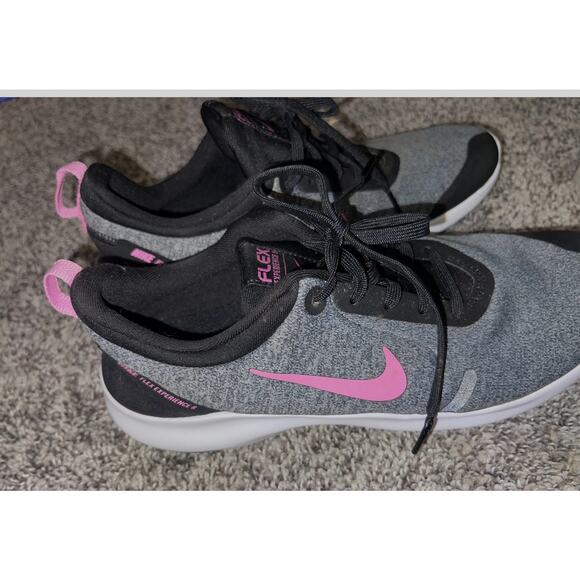 Nike Shoes - Nike Flex Experience Run 8 Grey & Pink Sneakers